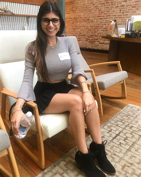 imagenes porno de mia khalifa|Mia Khalifa Nude XXX Pics